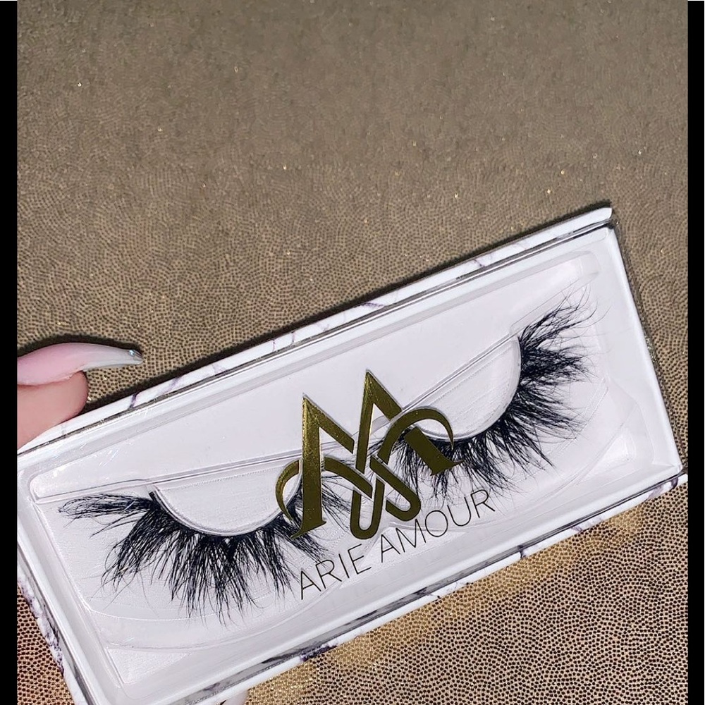 Lashes